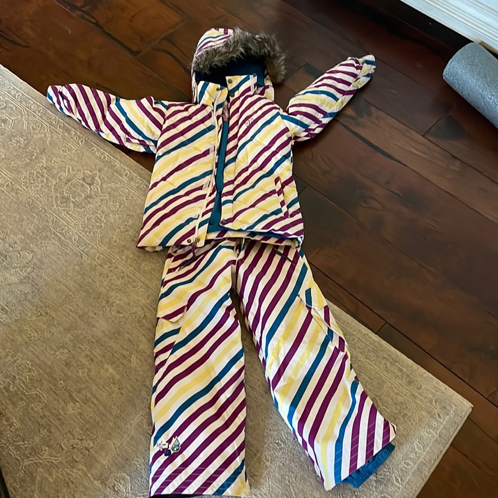 Girls burton ski suit